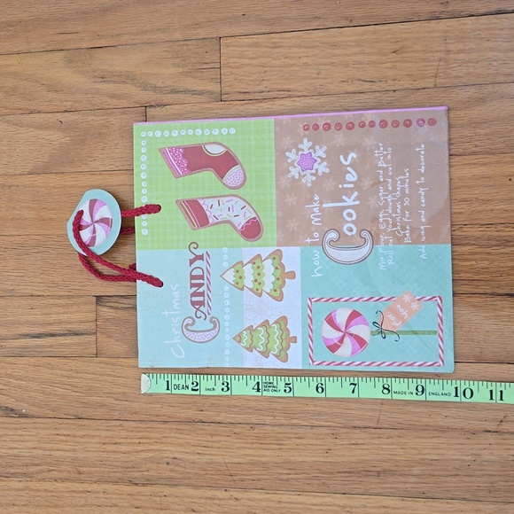 Set of 3 Christmas Gift Bags Snowman & Christmas Candy Holiday Gift Bags - Picture 6 of 9